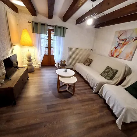 בית נופש La Petite Ferme La Chapelle (Lorraine)